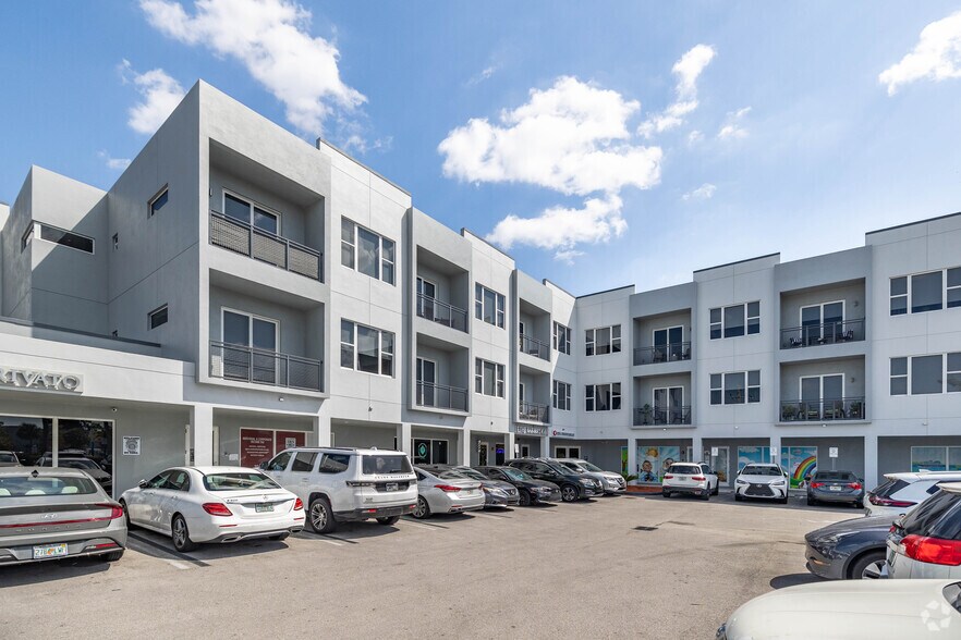 More Photos Of 7755 W 4th Ave, Hialeah Apartments For Lease