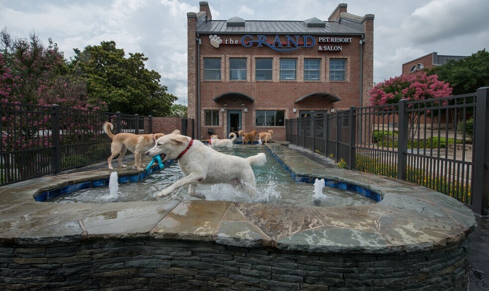 More Photos Of , Fort Worth General Retail For Sale