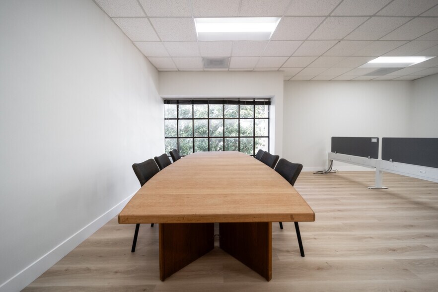 More Photos Of 3505 Cadillac Ave, Costa Mesa Office For Lease