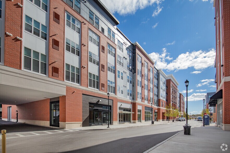 More Photos Of Union Ave @ Hawkins Ave, Ronkonkoma Unknown For Lease