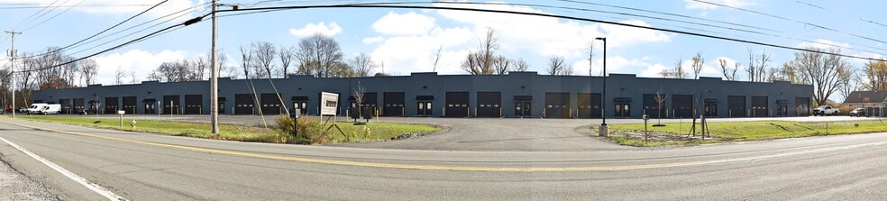 More Photos Of 46 Maple Ave, Schenectady Warehouse For Lease