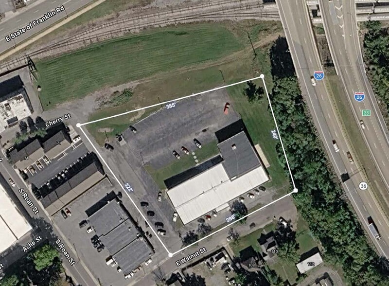 More Photos Of 105 E Walnut St, Johnson City Loft Creative Space For Lease