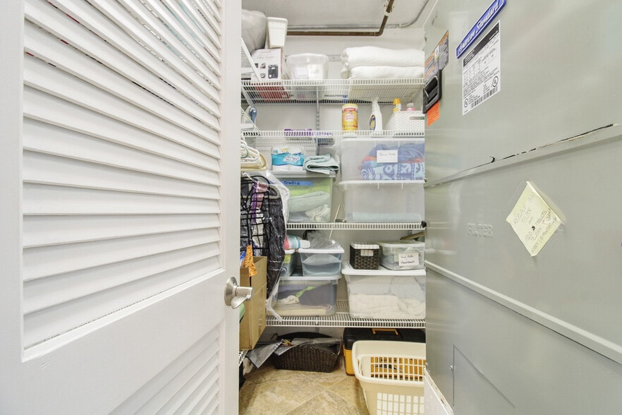 More Photos Of 3401 NE 10th St, Pompano Beach Hotel For Sale