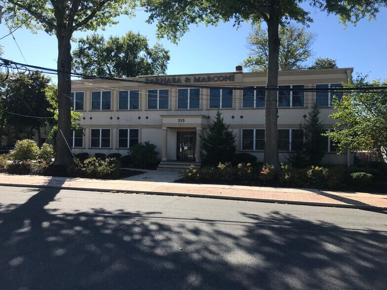 More Photos Of 315 Lowell Ave, Mercerville Office For Sale