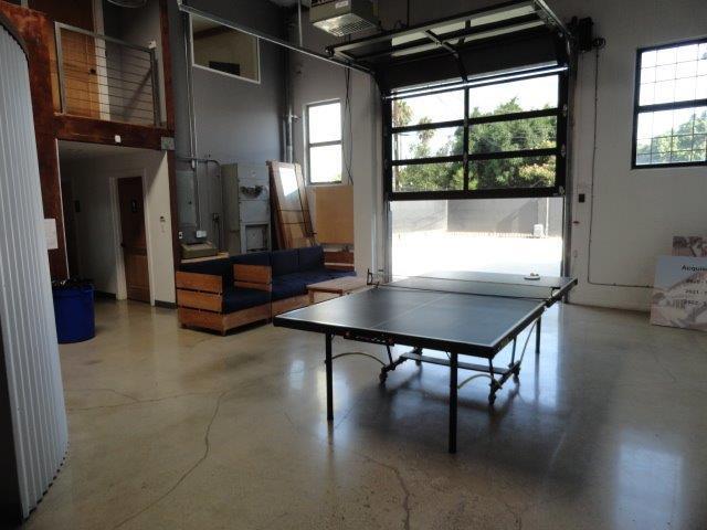 More Photos Of 811 W Gardena Blvd, Gardena Loft Creative Space For Lease