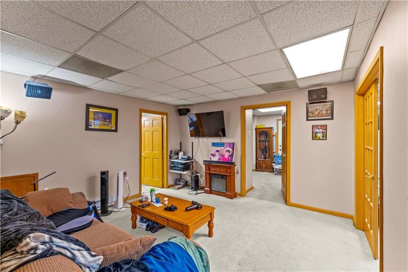 More Photos Of 227-229 S Main St, Washington Storefront Retail Residential For Sale