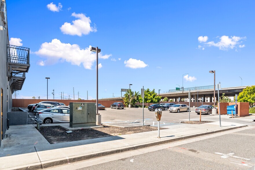 More Photos Of 269-299 Bassett St, San Jose Office Residential For Lease