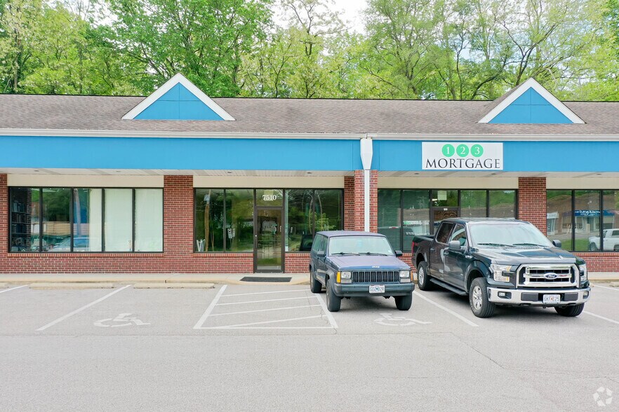 More Photos Of 7508-7514 Big Bend Blvd, Shrewsbury Office For Lease