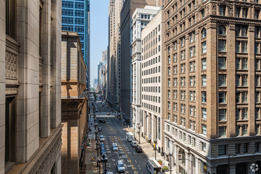 More Photos Of 29 S La Salle St, Chicago Apartments For Sale
