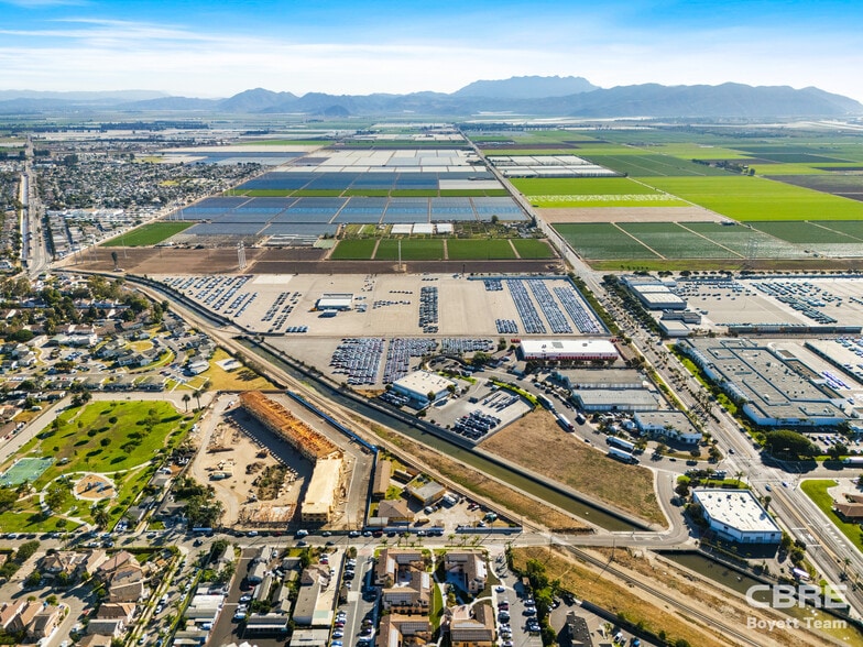 More Photos Of 5690 Cypress Rd, Oxnard Apartments For Sale