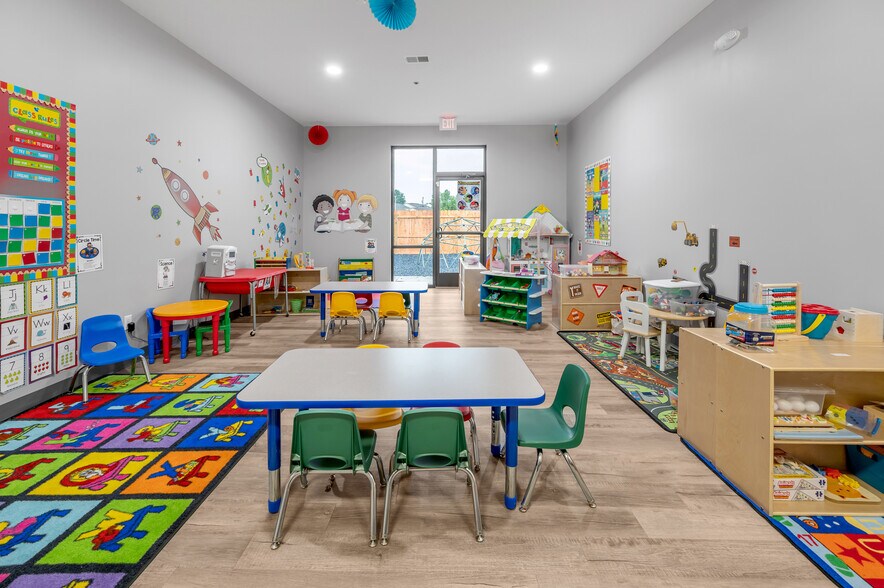 More Photos Of 101 Fairfield Dr, Nicholasville Daycare Center For Sale