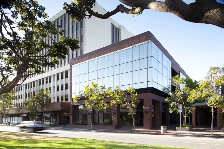 More Photos Of 11990 San Vicente Blvd, Los Angeles Office For Lease