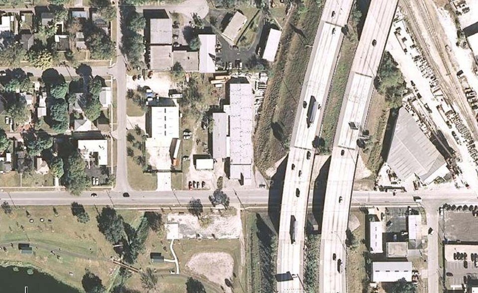 More Photos Of 2135 N 13th Ave, Saint Petersburg Coworking Space