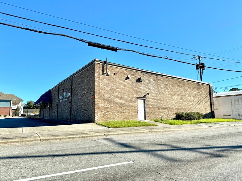 More Photos Of 802 Pennsylvania Ave, Savannah General Retail For Sale
