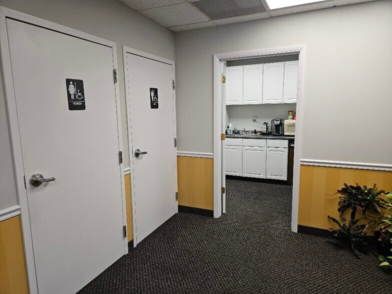 More Photos Of 3859-3871 Plaza Dr, Fairfax Office For Sale
