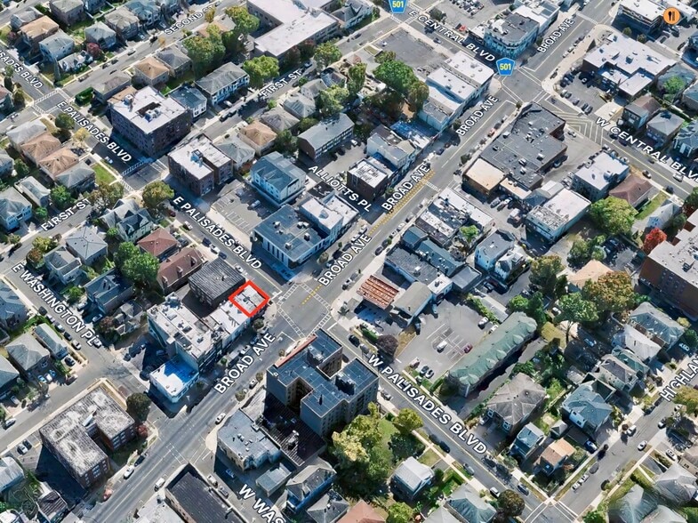 More Photos Of 402 Broad Ave, Palisades Park Storefront Retail Residential For Sale