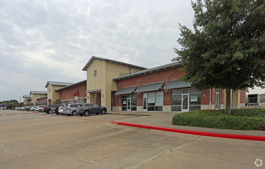 More Photos Of 1646 Spring Cypress Rd, Spring Storefront For Lease