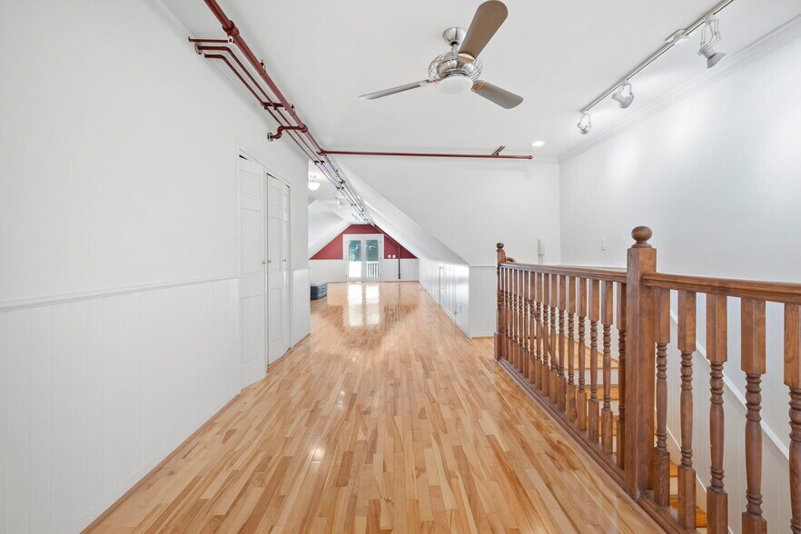 More Photos Of 2250 Union St, San Francisco Storefront Retail Office For Sale