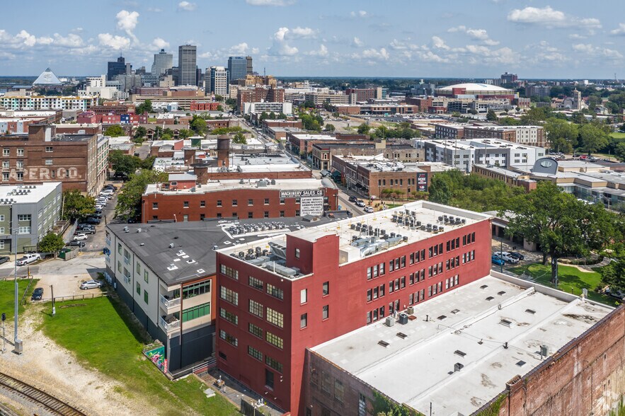 More Photos Of 477 S Main St, Memphis Warehouse For Lease