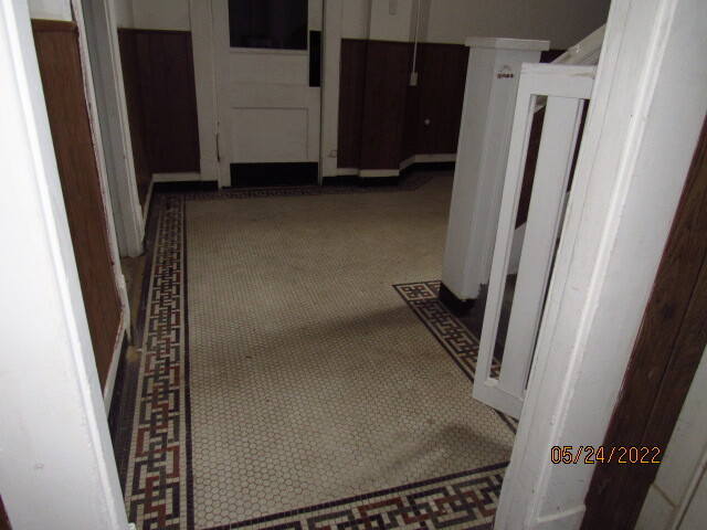 More Photos Of 301 N Washington St, Ardmore Distribution For Sale