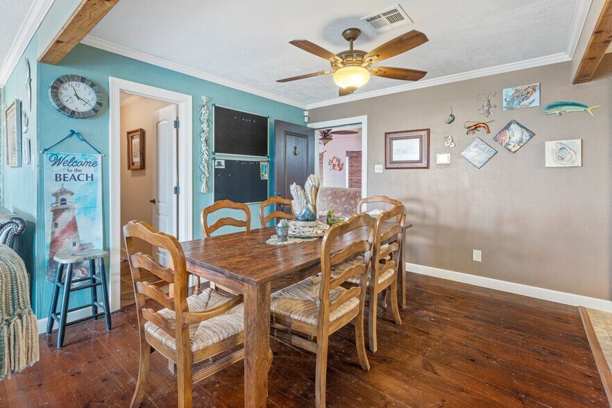 More Photos Of 2314 Teal St, Cameron Specialty For Sale