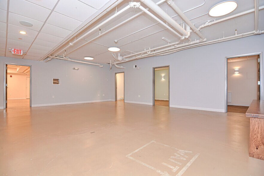 More Photos Of 24-28 High St, Medford Apartments For Lease