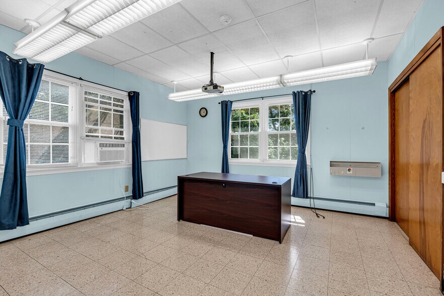 More Photos Of 62 Hance Ave, Tinton Falls Schools For Lease