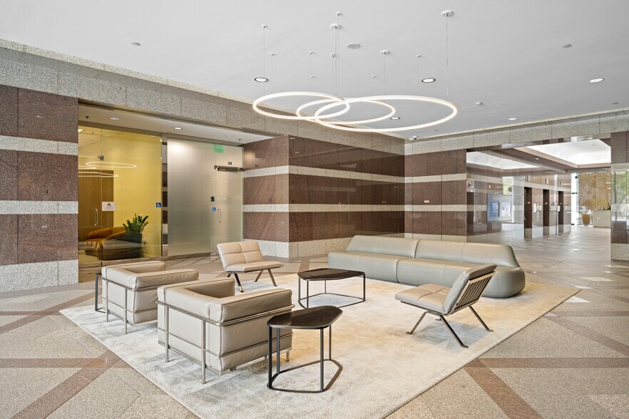 More Photos Of 301 N Lake Ave, Pasadena Office For Lease