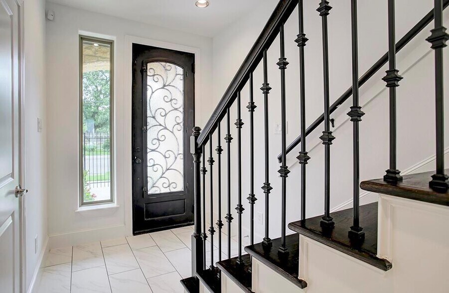 More Photos Of 3912 Ennis St, Houston Specialty For Sale