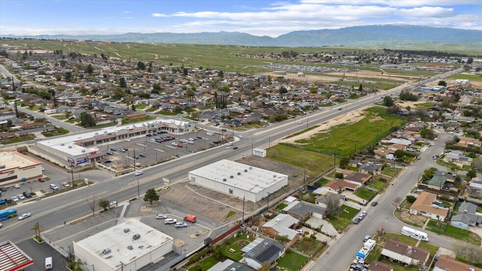 More Photos Of 6701 Niles St, Bakersfield Daycare Center For Sale