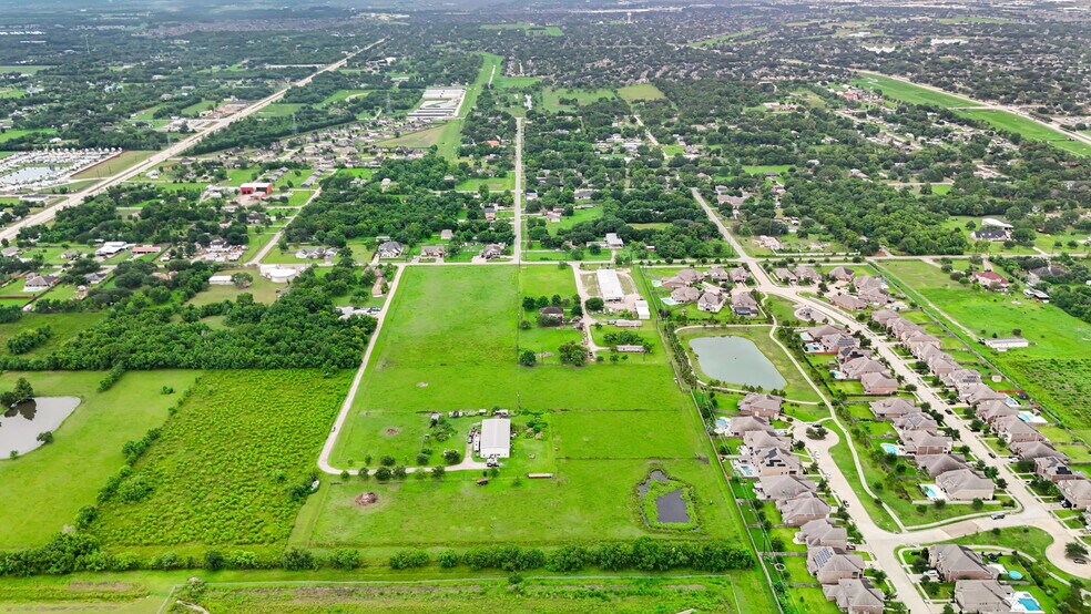 More Photos Of 3525 County Road 107F, Pearland Land For Sale