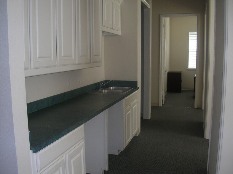 More Photos Of 1204 S White Chapel Blvd, Southlake Office For Lease