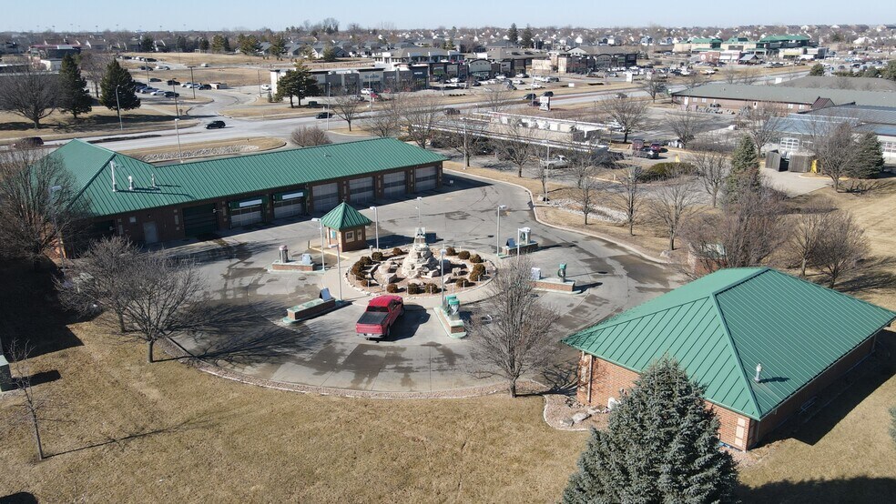 More Photos Of 1325 N Ankeny Blvd, Ankeny Carwash For Sale