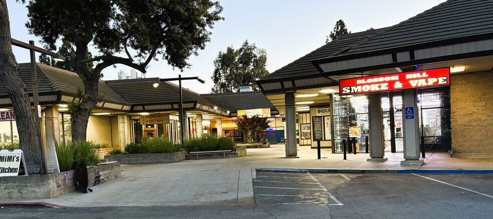 More Photos Of 470-480 Blossom Hill Rd, San Jose Unknown For Lease