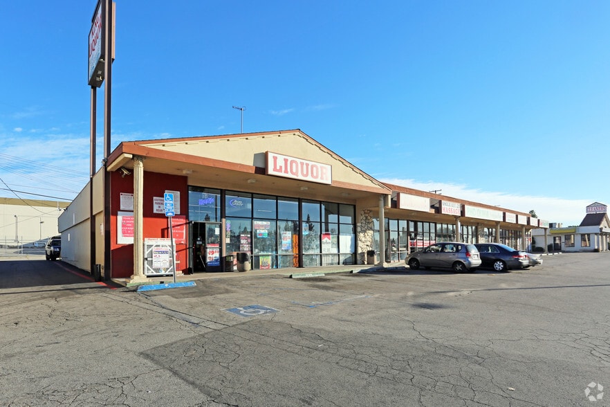 More Photos Of 141-169 E Imperial Hwy, La Habra Unknown For Lease