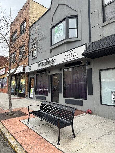 More Photos Of 6702 Bergenline Ave, West New York Storefront Retail Office For Sale