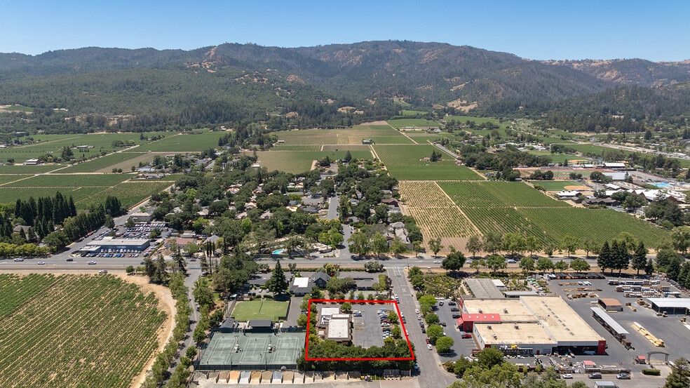 More Photos Of 1101 Vintage Ave, Saint Helena Office For Sale