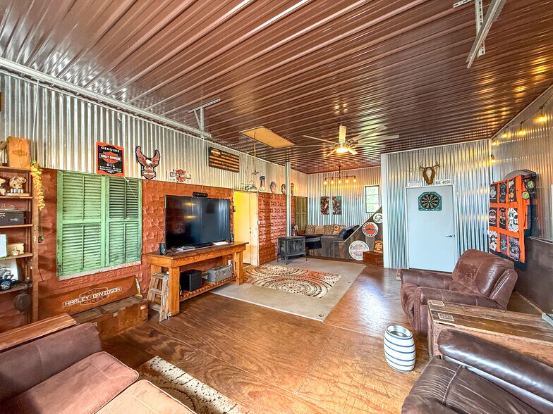 More Photos Of 13080 US 422, Kittanning Storefront Retail Residential For Sale