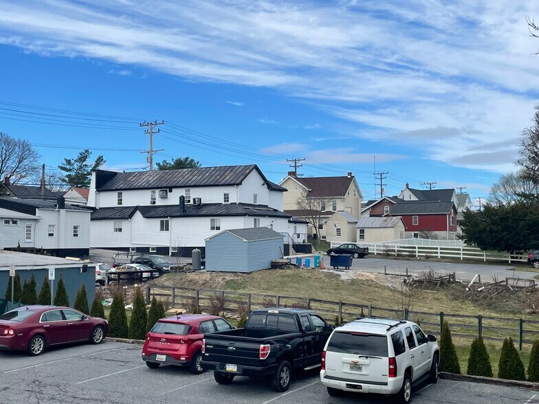 More Photos Of 1011 Main St, Hampstead Storefront Retail Office For Sale