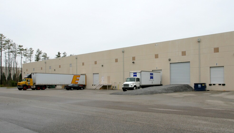 More Photos Of 801-805 Liberty Way, Chester Distribution For Lease