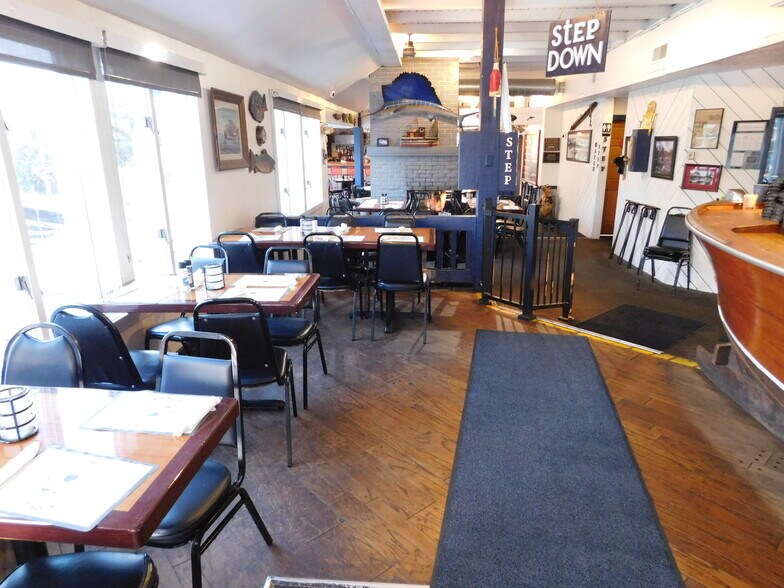 More Photos Of 5793 E Pickwick Rd, Syracuse Restaurant For Sale