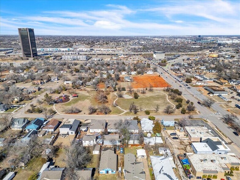 More Photos Of 4509 N Classen Blvd, Oklahoma City Office For Lease