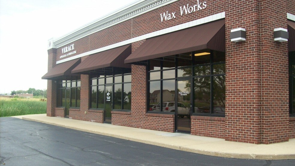 More Photos Of 1602-1650 N Bell School Rd, Rockford General Retail For Sale