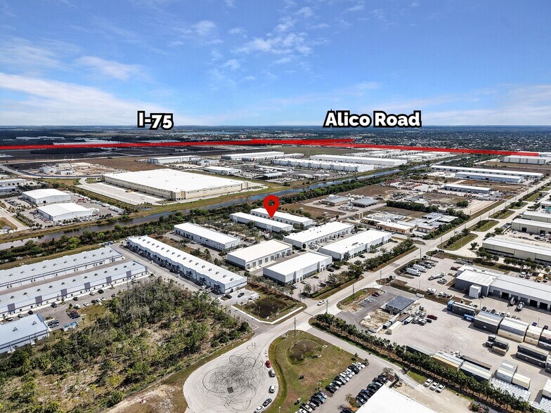 More Photos Of 8821 Business Park Dr, Fort Myers Warehouse For Sale