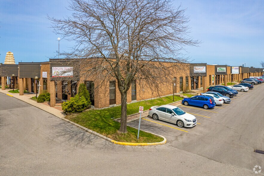 More Photos Of 595 Middlefield Rd, Toronto Warehouse For Lease