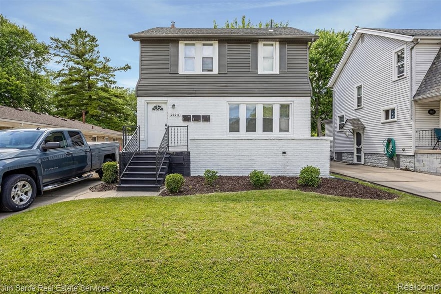 More Photos Of 22911 Hayes Ave, Eastpointe Multifamily For Sale