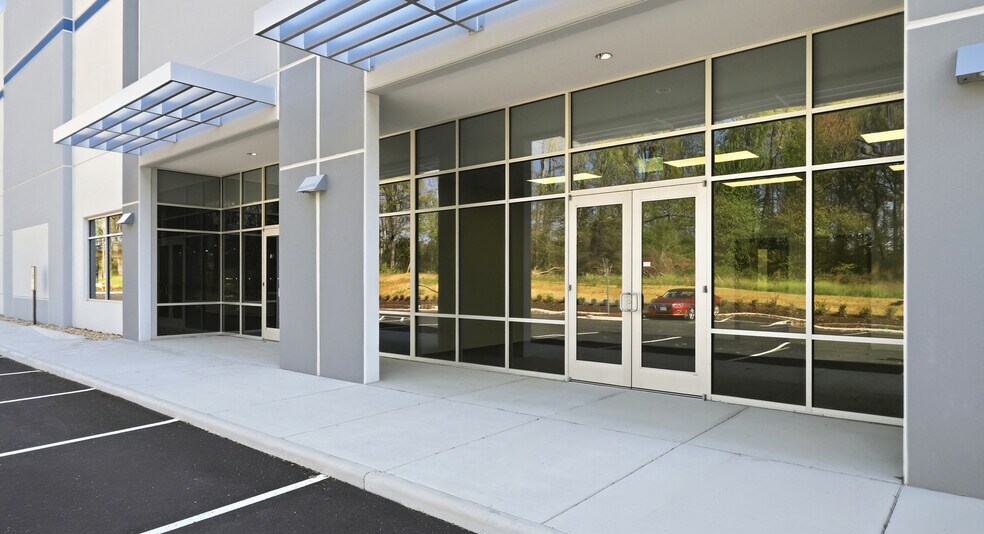More Photos Of 2200 Ashland Rd, Rockville Unknown For Lease
