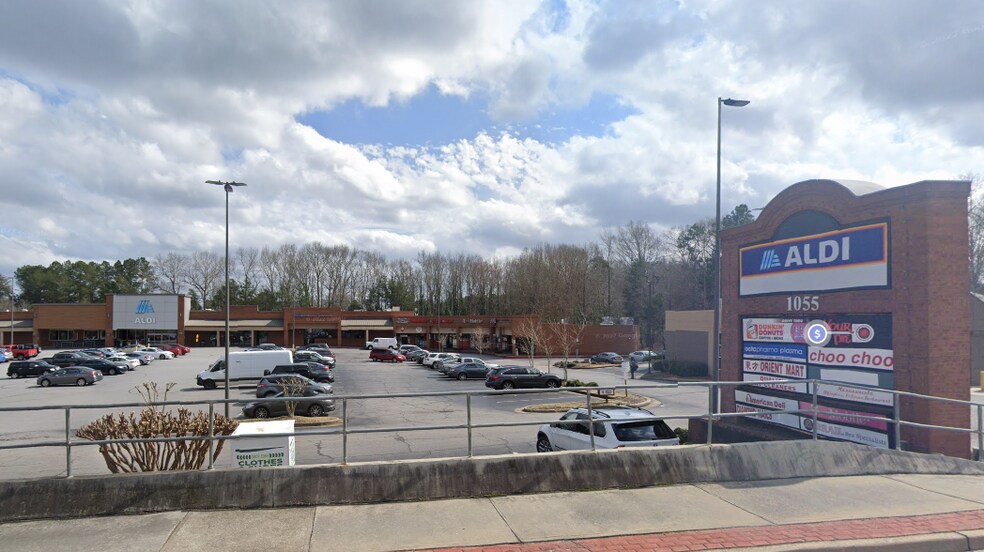 Primary Photo Of 1055 Gaines School Rd, Athens Storefront For Lease