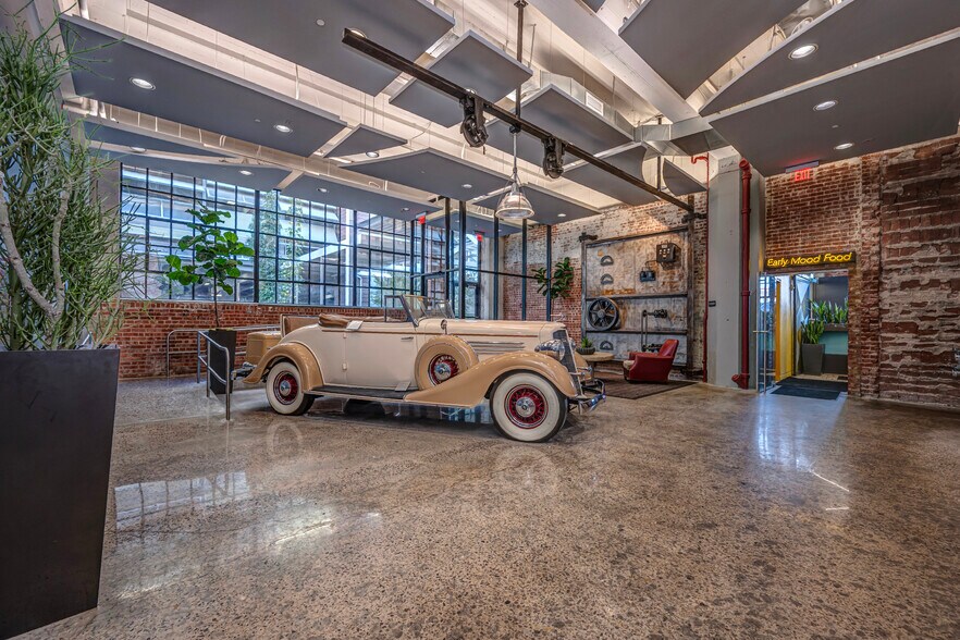 More Photos Of 1101 N Broadway Ave, Oklahoma City Loft Creative Space For Lease