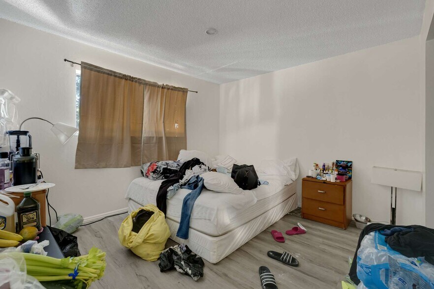 More Photos Of 152-158 Smalley Ave, Hayward Apartments For Sale